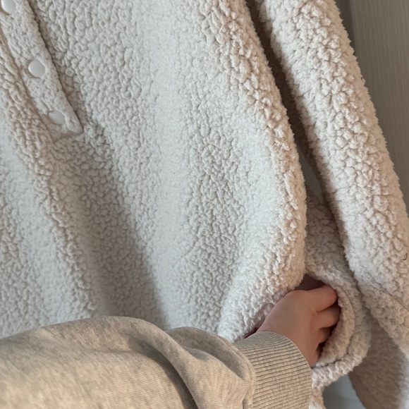 Aerie Sherpa fleece - Picture 4 of 4